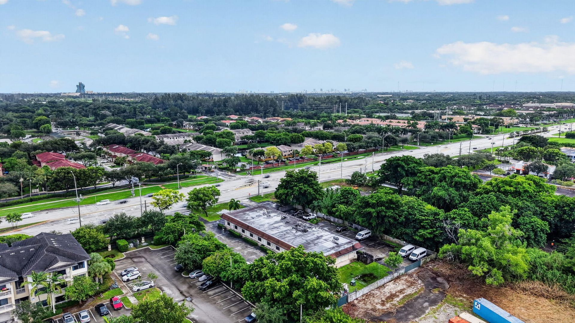 5001 S University Drive, Davie, FL 33328 Photo