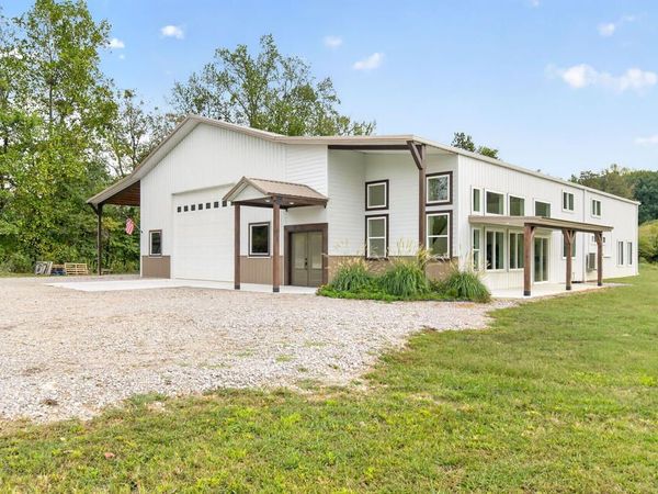 149 Bill Storie Road, Byrdstown, TN 38549