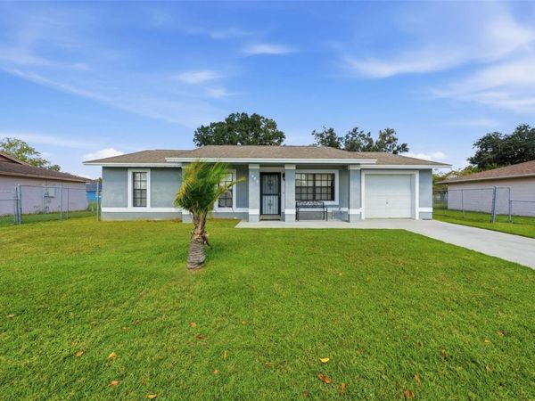 1069 MILDRED DIXON WAY , WINTER GARDEN, FL 34787