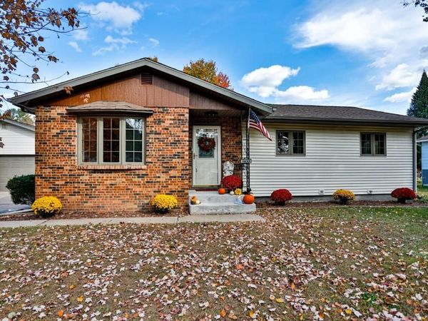 1433 N 16TH AVENUE, Wausau, WI 54401