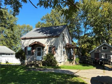 5800 Broadway Street, Lancaster, NY 14086