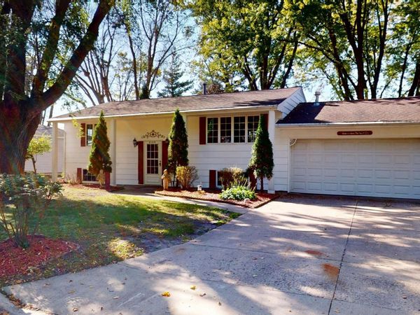 2129 Highland Avenue , Albert Lea, MN 56007