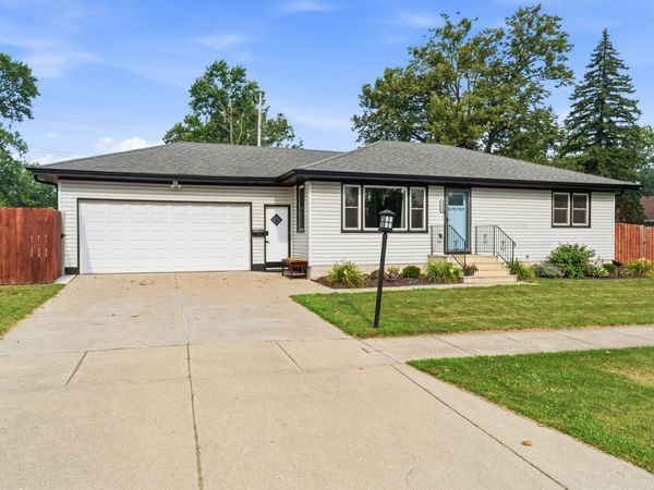 2426 Andrew Drive , Dyer, IN 46311