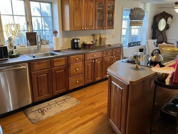 30 Katharine Lee Bates Road , Falmouth, MA 02540