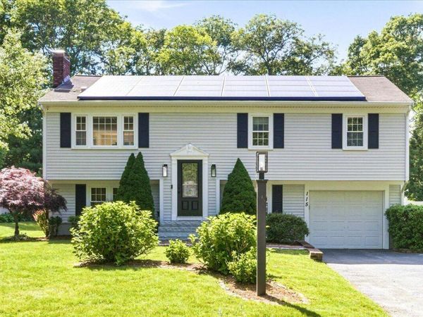 115 Knotty Pine Lane, Barnstable, MA 02630
