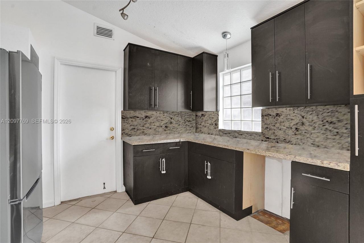 1014 Aspri Way , Riviera Beach, FL 33418 Photo
