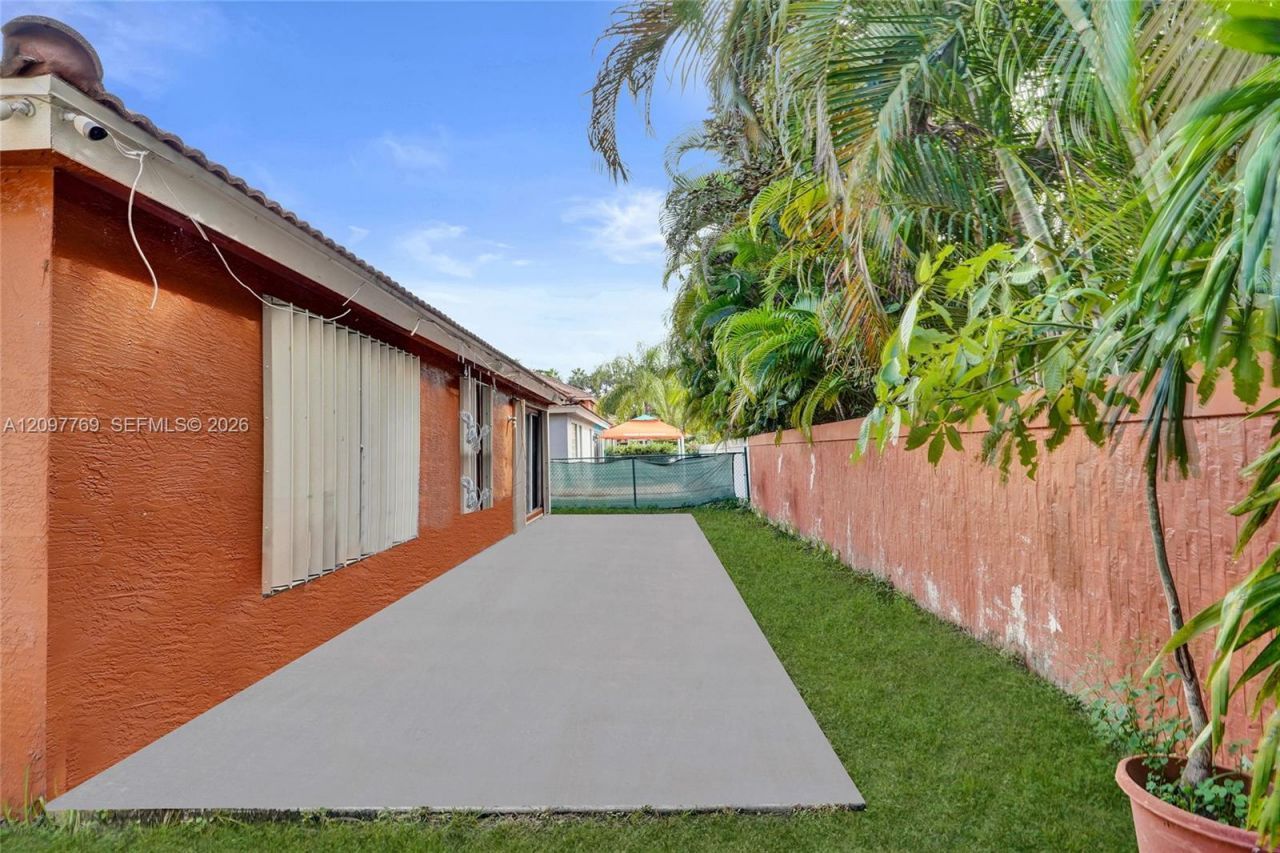 1014 Aspri Way , Riviera Beach, FL 33418 Photo