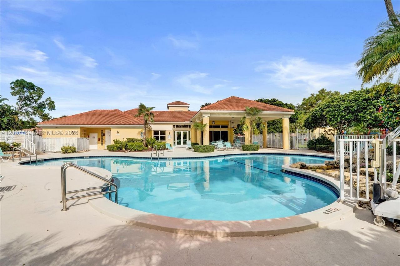 1014 Aspri Way , Riviera Beach, FL 33418 Photo
