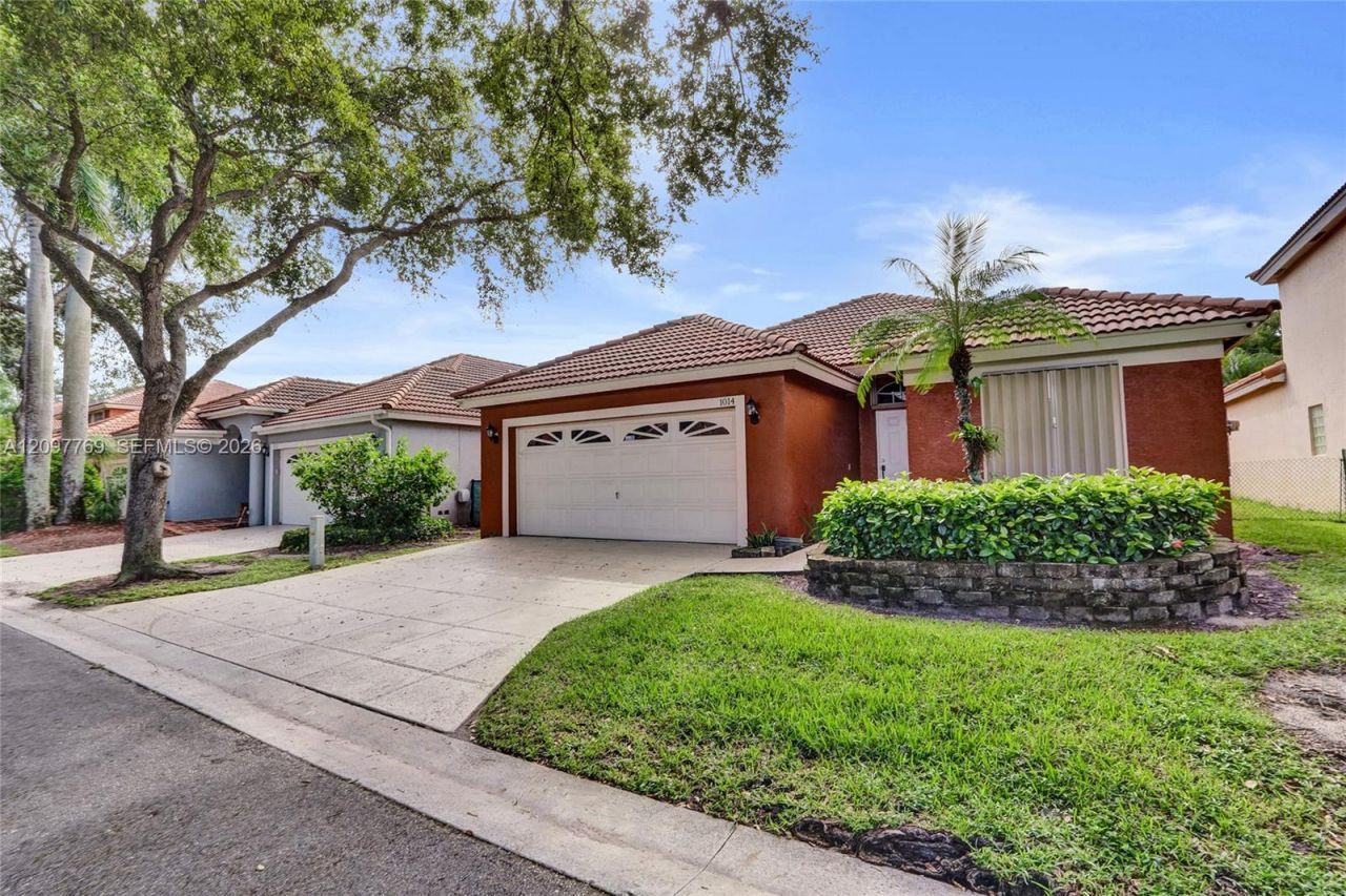 1014 Aspri Way , Riviera Beach, FL 33418 Photo