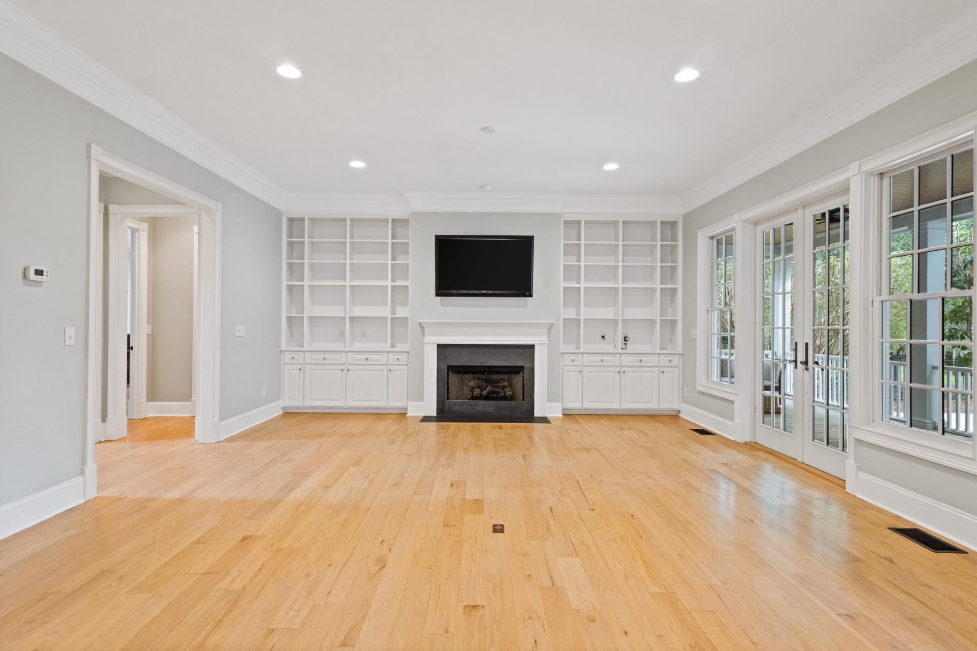 104 Spreading Oak Dr. Photo 22