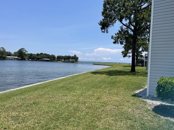 101 Old Ferry Road, UNIT 7B, Shalimar, FL 32579