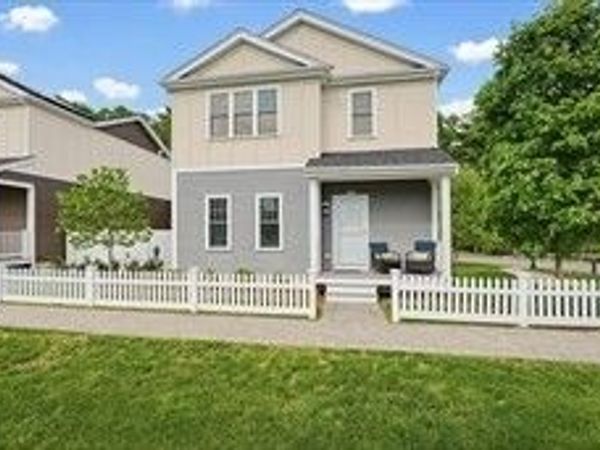 27 Cleary Cir, Unit 27, Norfolk, MA 02056