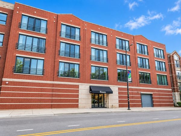2011 W Belmont Avenue , Unit 208, Chicago, IL 60618