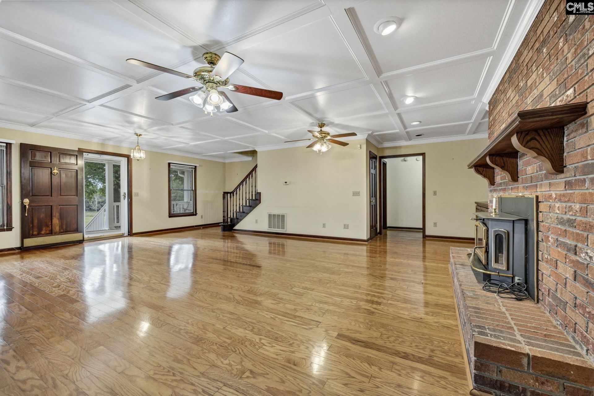 1140 Riddle Road  Photo 11