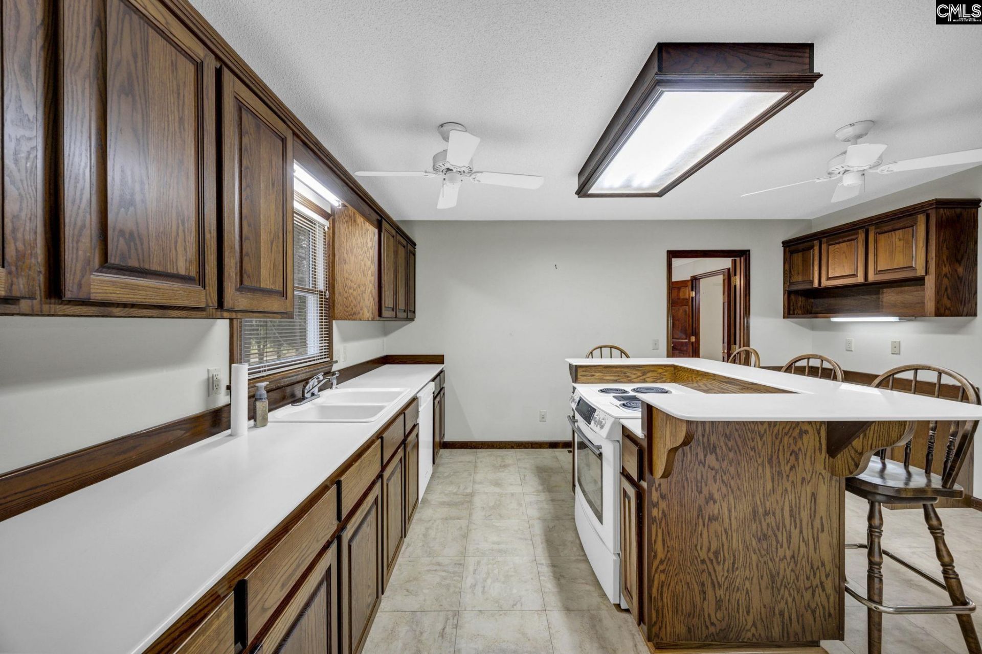 1140 Riddle Road  Photo 14