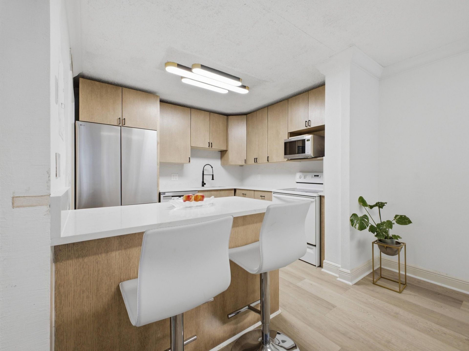 2101 S Ocean, Unit 202, Hollywood, FL 33019 Photo