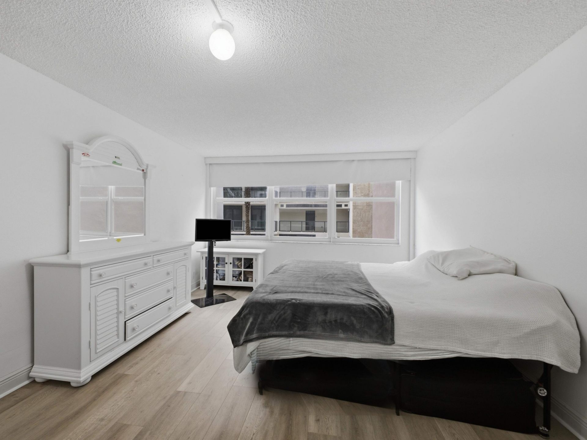 2101 S Ocean, Unit 202, Hollywood, FL 33019 Photo