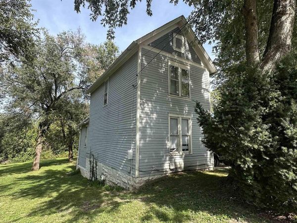 327 - 329 LOCUST Street, Quincy, IL 62301
