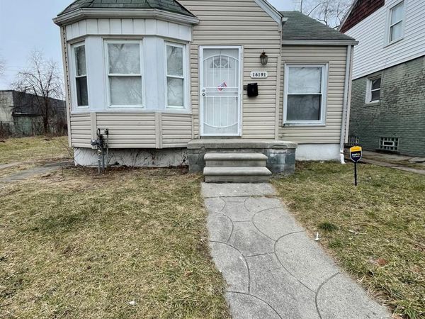 16191 Strathmoor Street , Detroit, Mi 48235