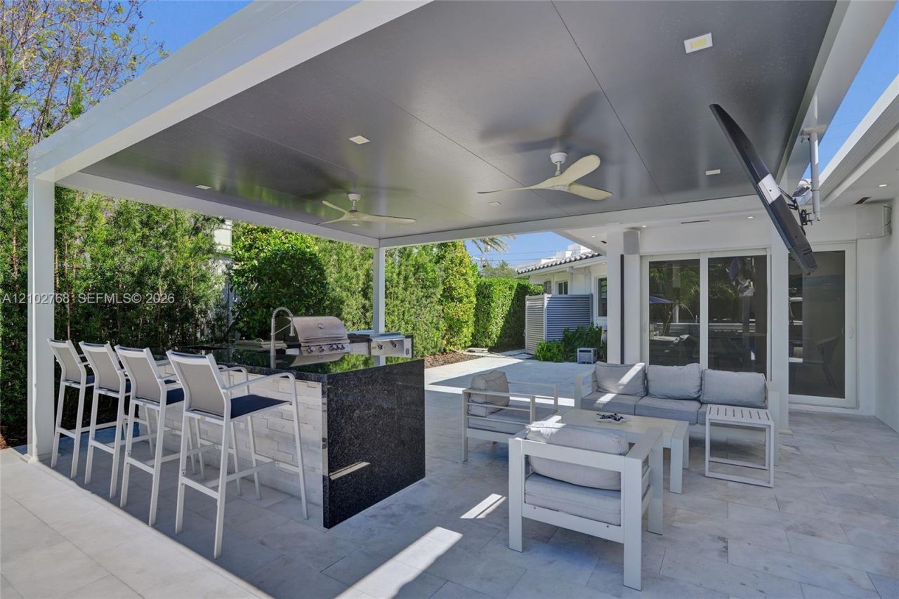 7640 Bayside Ln , Miami Beach, FL 33141 Photo
