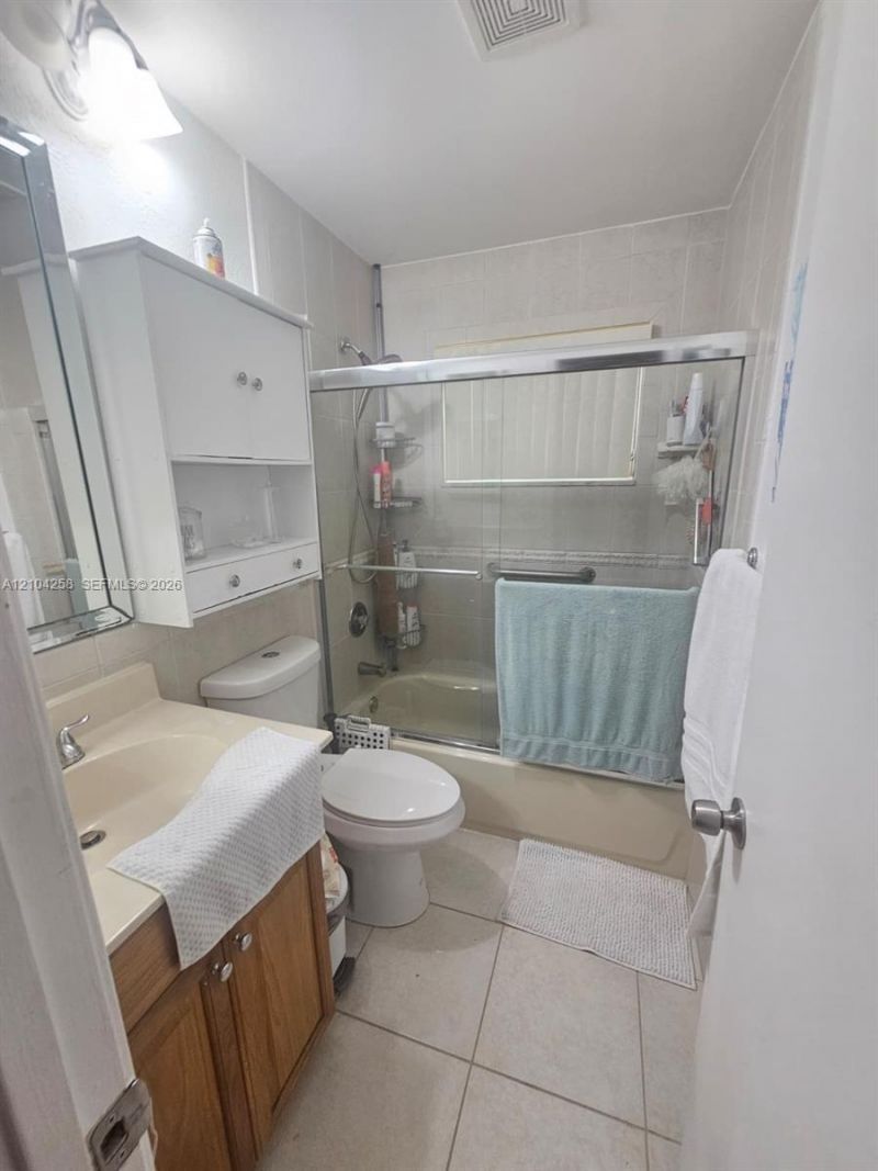 5010 NW 51st Ct, Tamarac, FL 33319 Photo