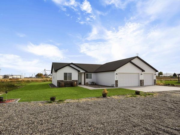 302 Ferdinand Circle, Burley, ID 83318
