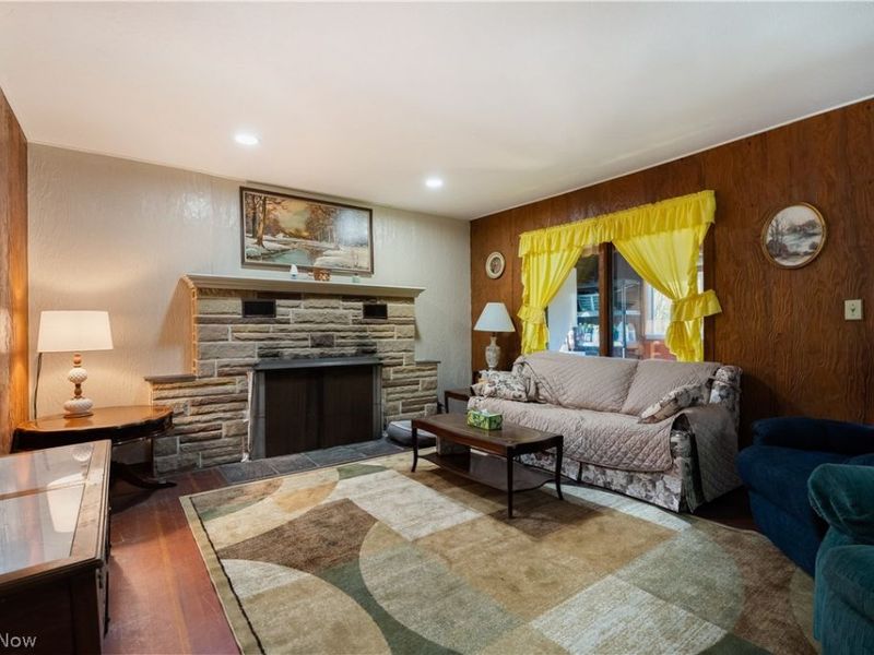 2056 Liberty Drive SW, Carrollton, OH 44615 Photo 5