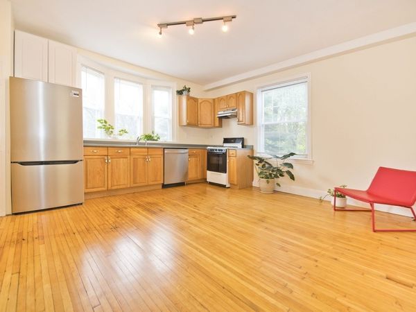 7 Morrill St, Unit 1F, Boston, MA 02125