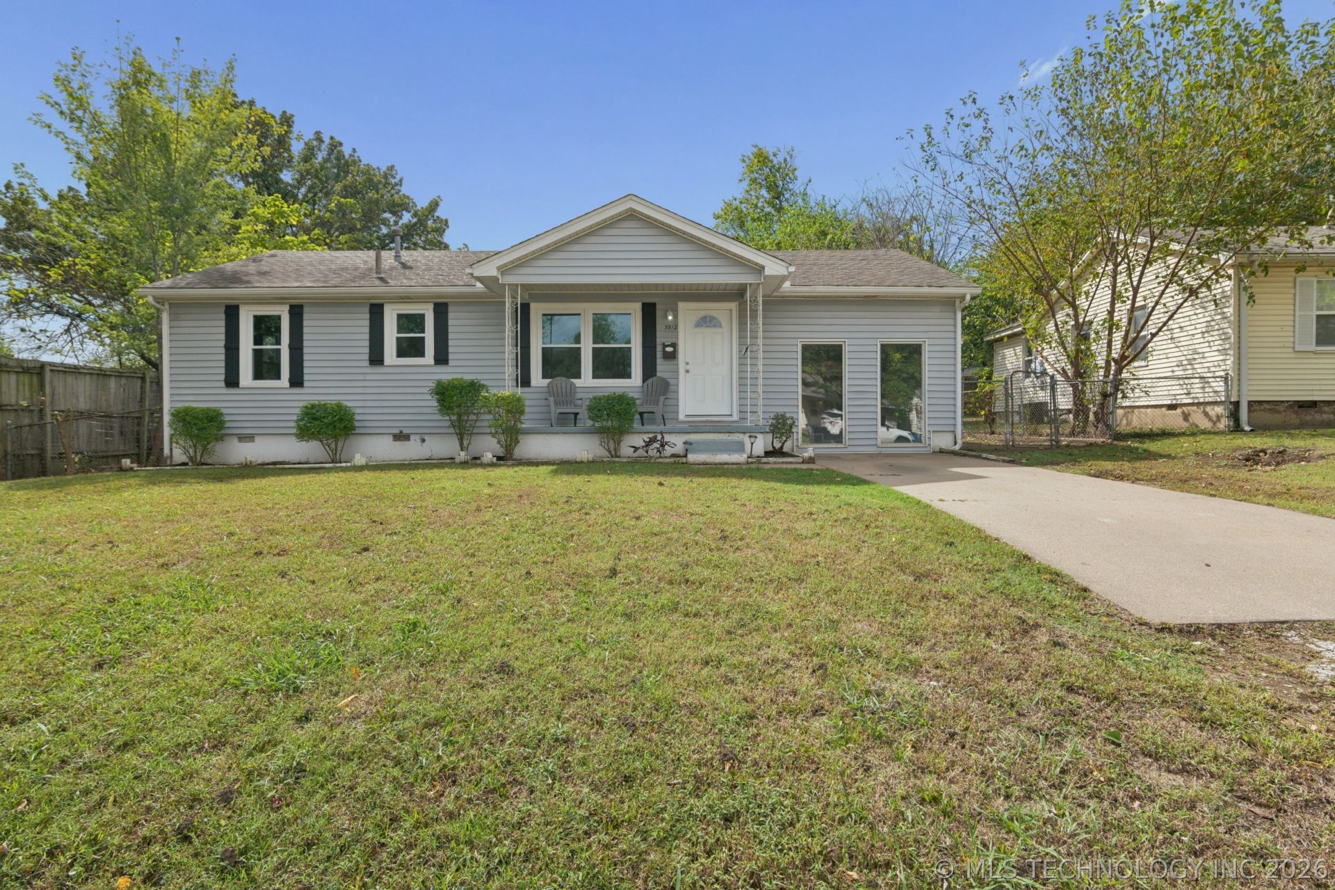 3912 W 41st Place, Tulsa, OK 74107 Main Photo