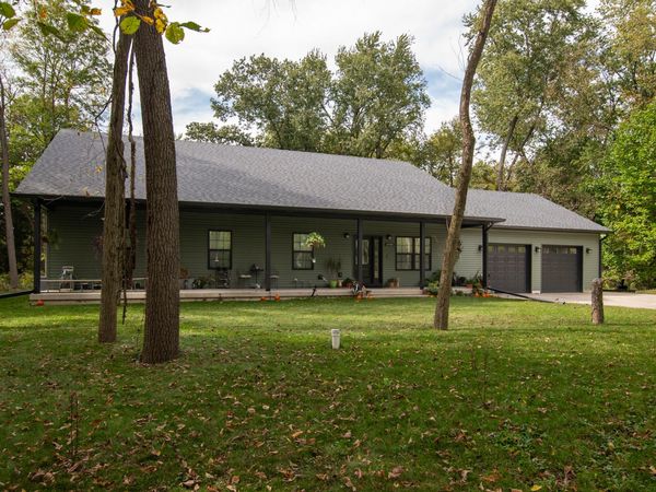 6400 Grand Boulevard , Hobart, IN 46342
