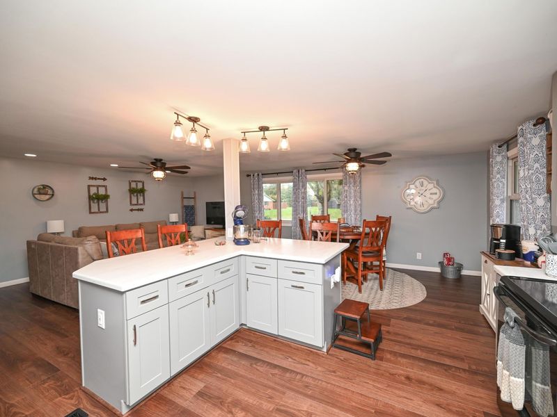 447 Edgefield Drive , Marion, OH 43302 Photo 12