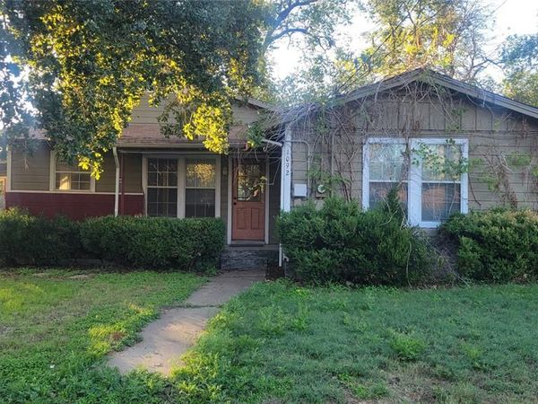 1092 W Elm Street , Stephenville, TX 76401