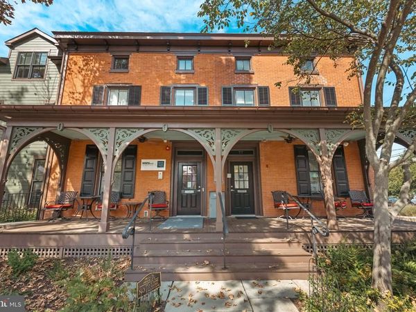 77-79 W W. COURT STREET , DOYLESTOWN, PA 18901