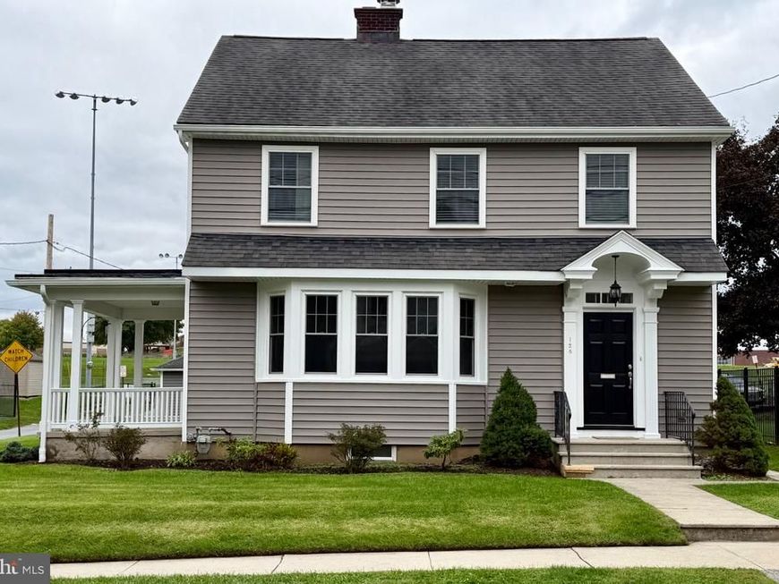 128 E Areba Avenue, Hershey, PA 17033 Main Photo