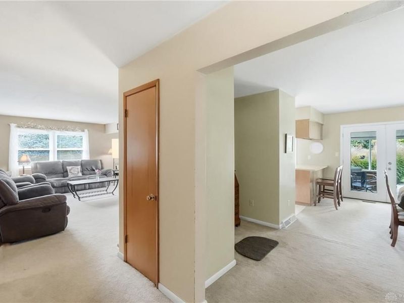 708 Park Drive, Middletown, OH 45044 Photo 8