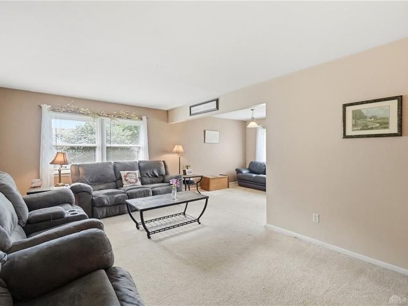 708 Park Drive, Middletown, OH 45044 Photo 9
