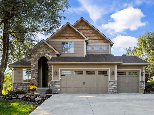 815 Greenwood Hills Drive, Adel, IA 50003