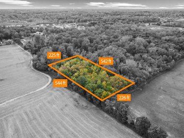 56084 11 Mile Road, South Lyon, MI 48178