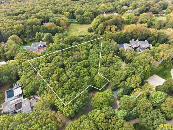 53 Broadview Road, Amagansett, NY 11930