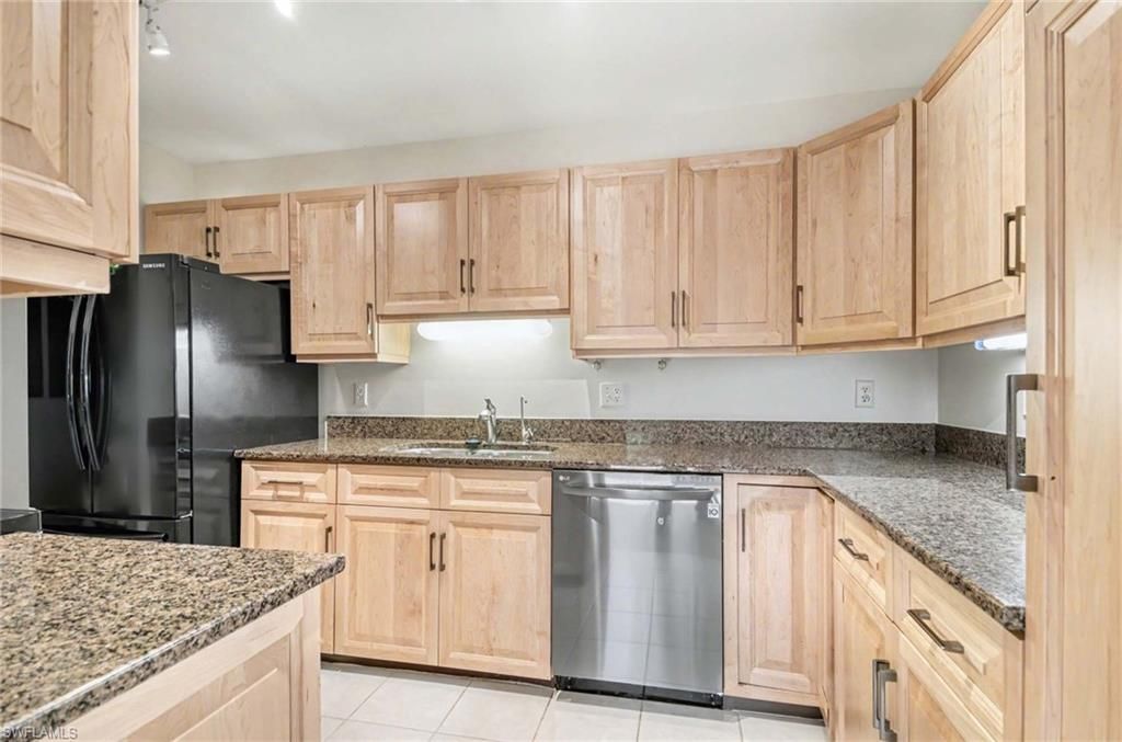 1325 Solana Rd , Unit K3, Naples, FL 34103 Photo