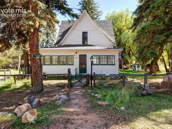 7115 Maple Street, Green Mountain Falls, CO 80819
