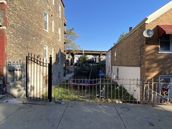 2252 W 21st Street , Chicago, IL 60608