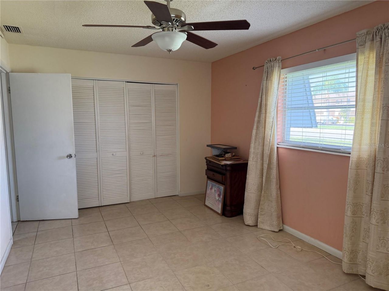 358 Easton Court , Lehigh Acres, FL 33936 Photo
