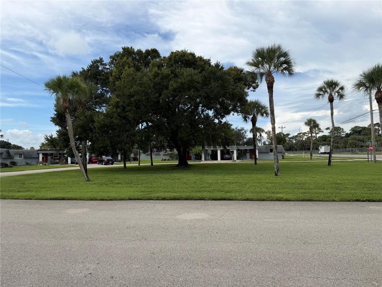 358 Easton Court , Lehigh Acres, FL 33936 Photo