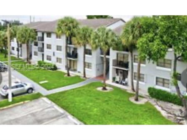 7195 NW 179th St , Unit 205, Hialeah, FL 33015