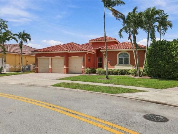 2032 SW 118th Ave, Miramar, FL 33025