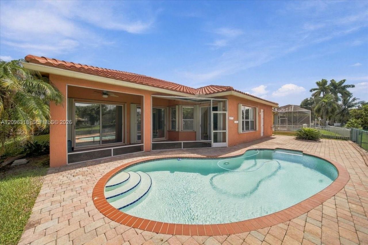 2032 SW 118th Ave, Miramar, FL 33025 Photo