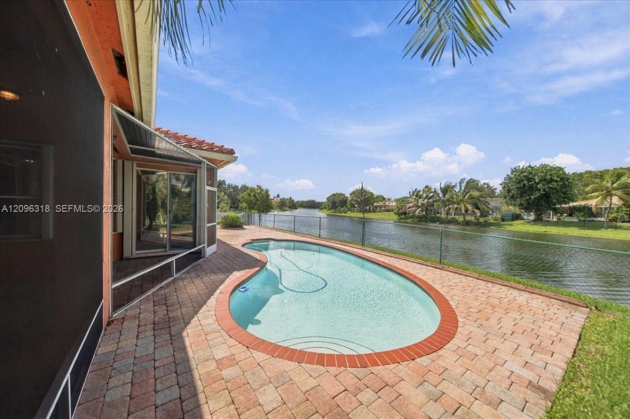 2032 SW 118th Ave, Miramar, FL 33025 Photo