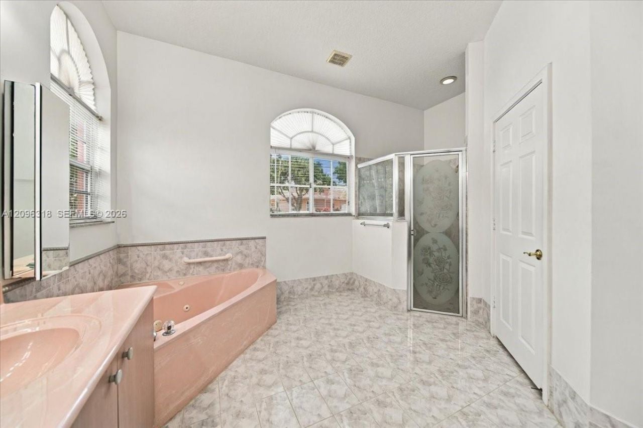 2032 SW 118th Ave, Miramar, FL 33025 Photo