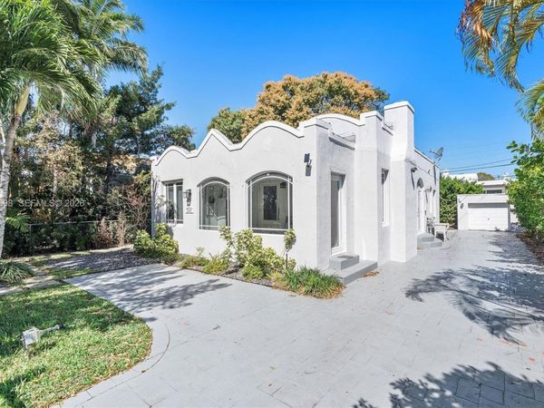 2231 SW 17th St , Miami, FL 33145